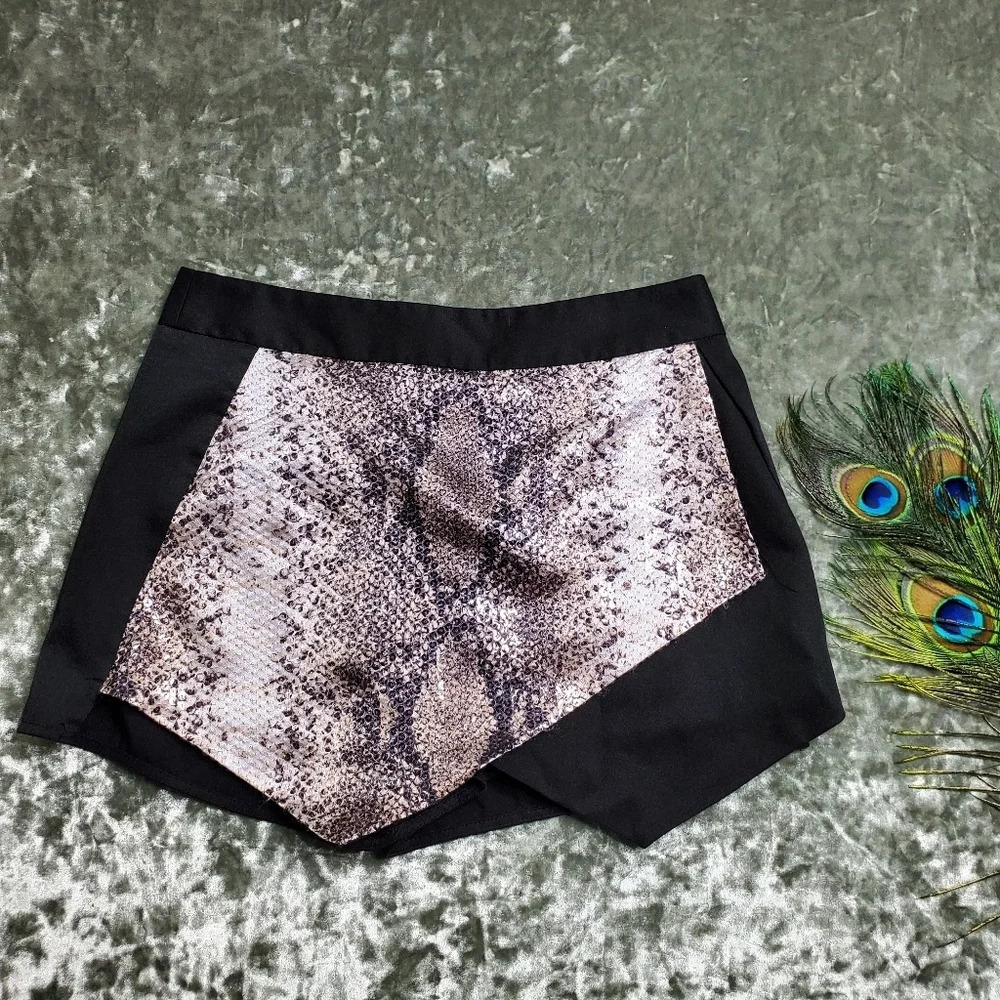 Mustard Seed‎ Sequin Envelope Skort